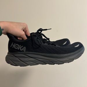 HOKA Clifton 8 - Women’s LIKE NEW